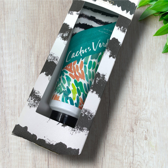 NEW Tommy Bahama Cactus Verde Lotion Lavish Fragranced Hand Creme Cream Boxed - Picture 2 of 4